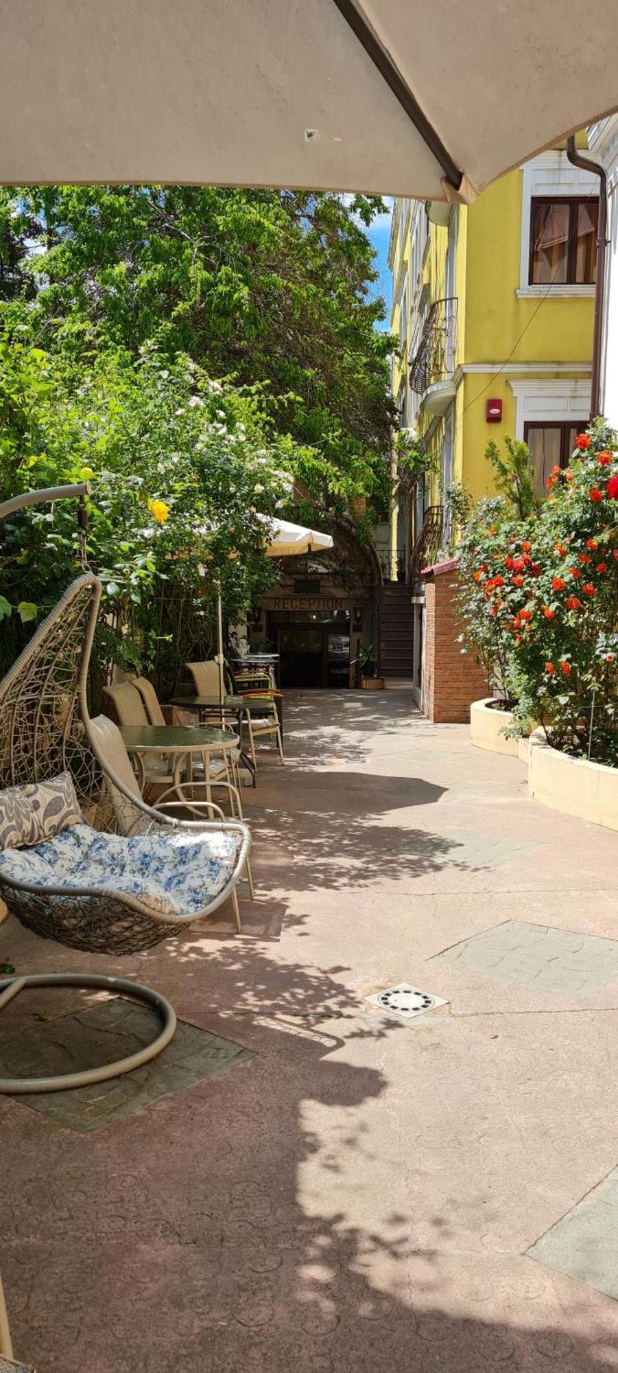 Casa Michelangelo Hotel Bukarest Kültér fotó